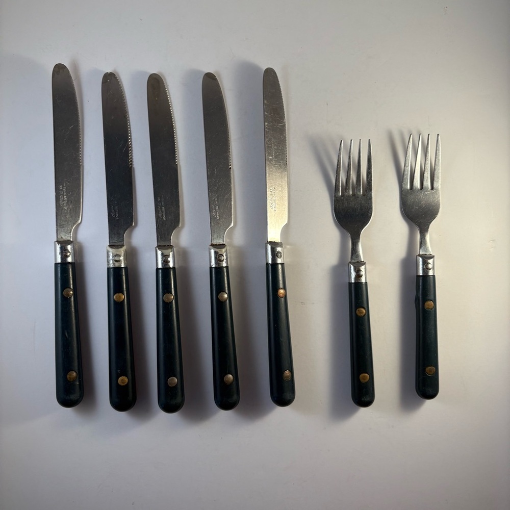 7 Rogers Hunter Green Stainless Flatware Plastic Handle‎ 5 Knives 2 Forks